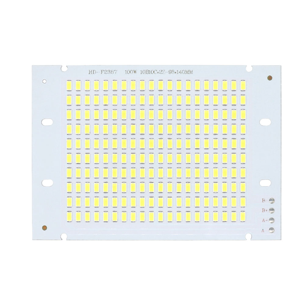 50W 100W 150W 200W SMD5730 cue - Zumtobel Outdoor Lighting reseña y precio